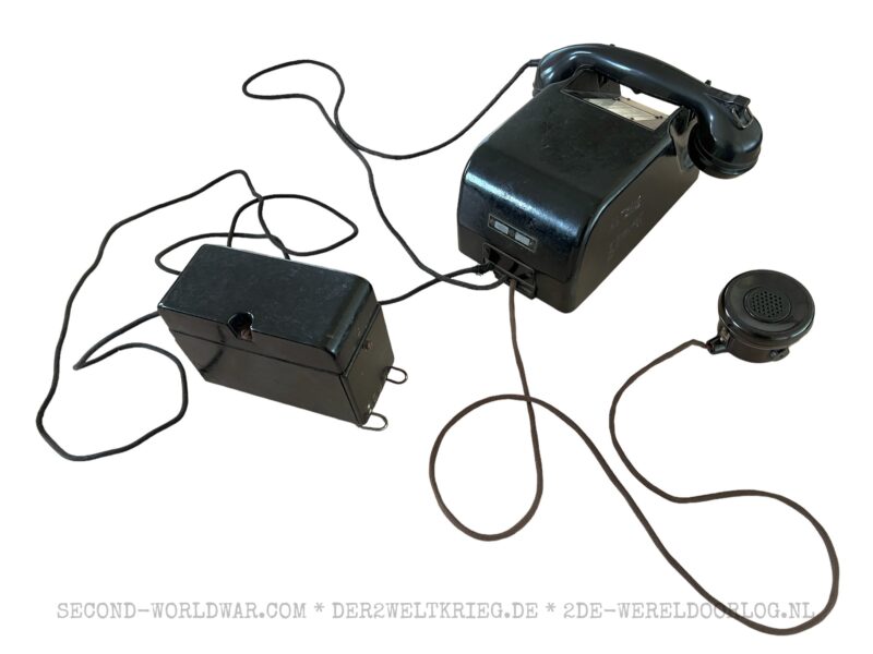 German desk phone (Tischfernsprecher 38) 1943 with listener (Mithörer)