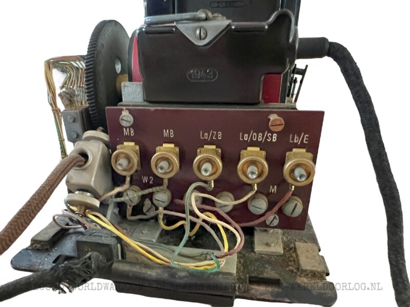 German desk phone (Tischfernsprecher 38) 1943 with listener (Mithörer) - Image 6