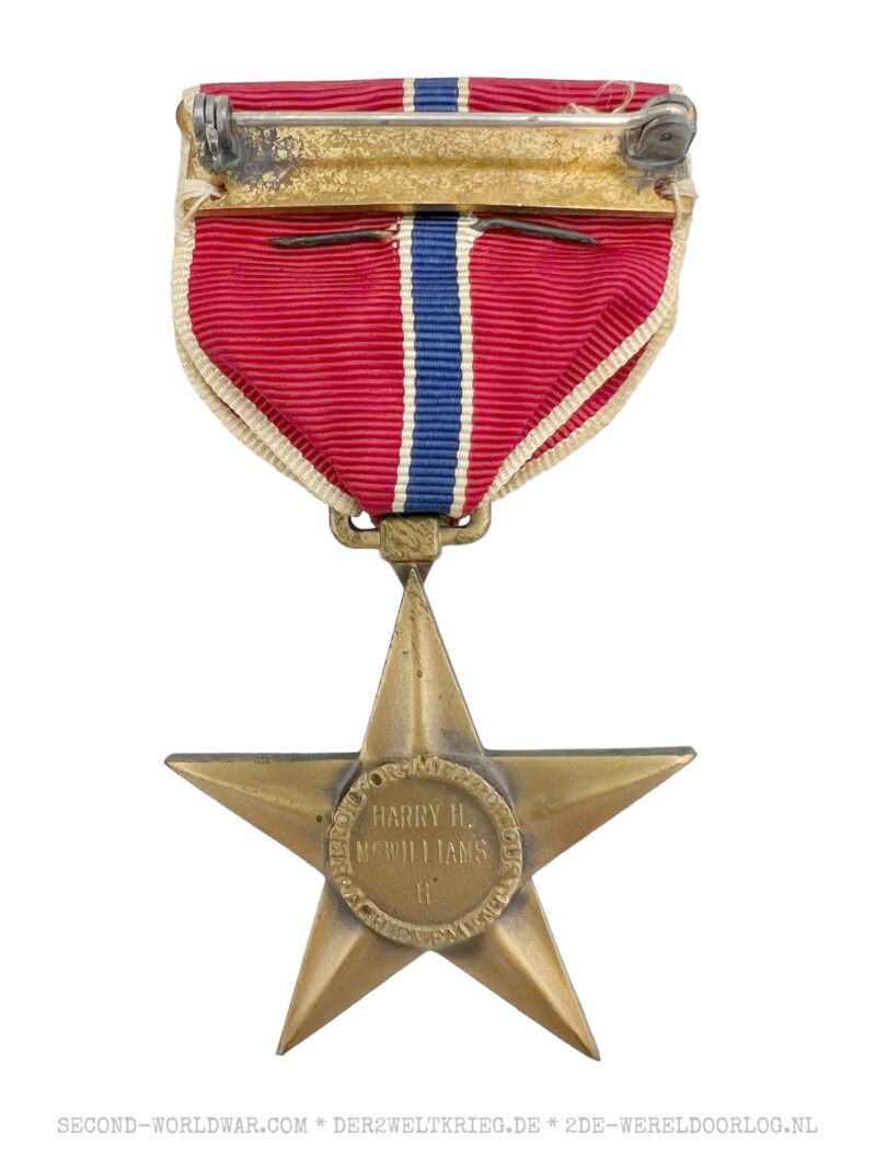 American Cased Bronze Star Medal with miniature, pin, ribbon and oak leaf cluster - Image 5