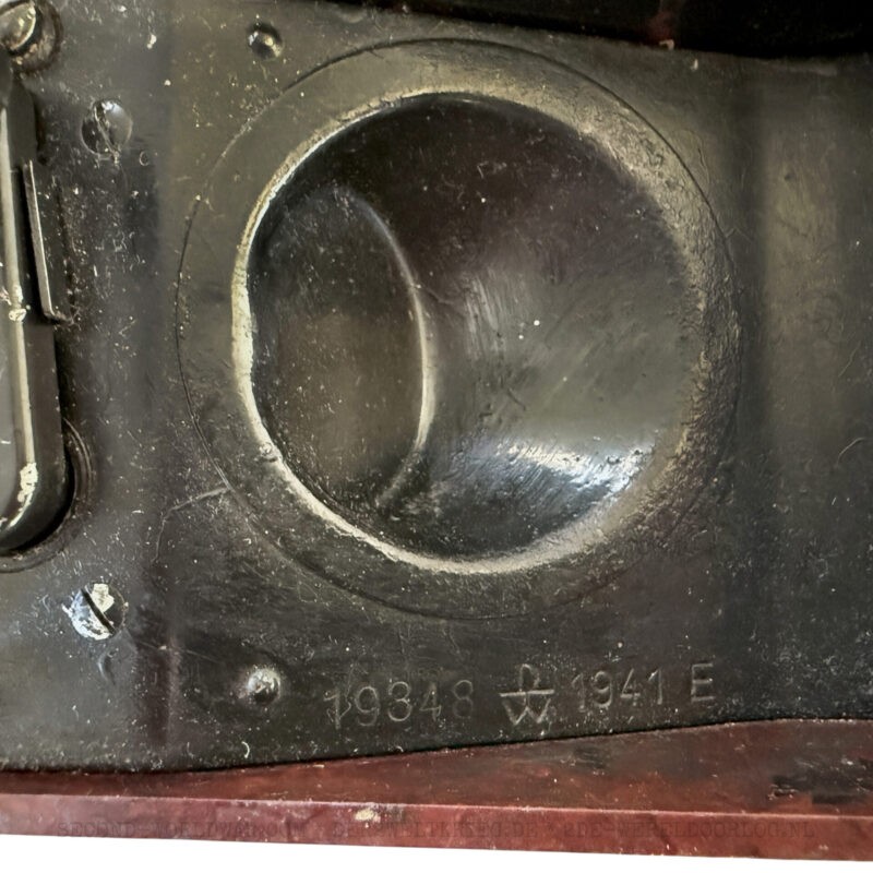 German Kriegsmarine field phone (Feldfernsprecher) 33 1941 DTW - Image 5