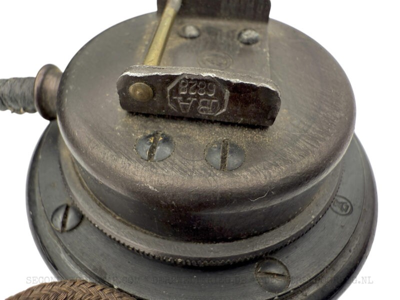 German single headphone (Kopffernhörer 33) in leather pouch - Image 5