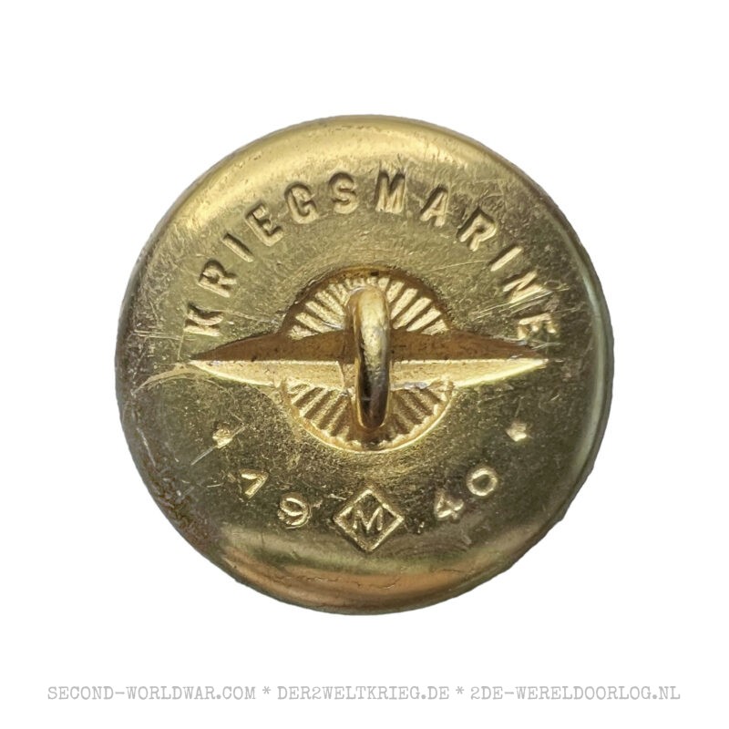 German Kriegsmarine uniform button 1940 - Image 2