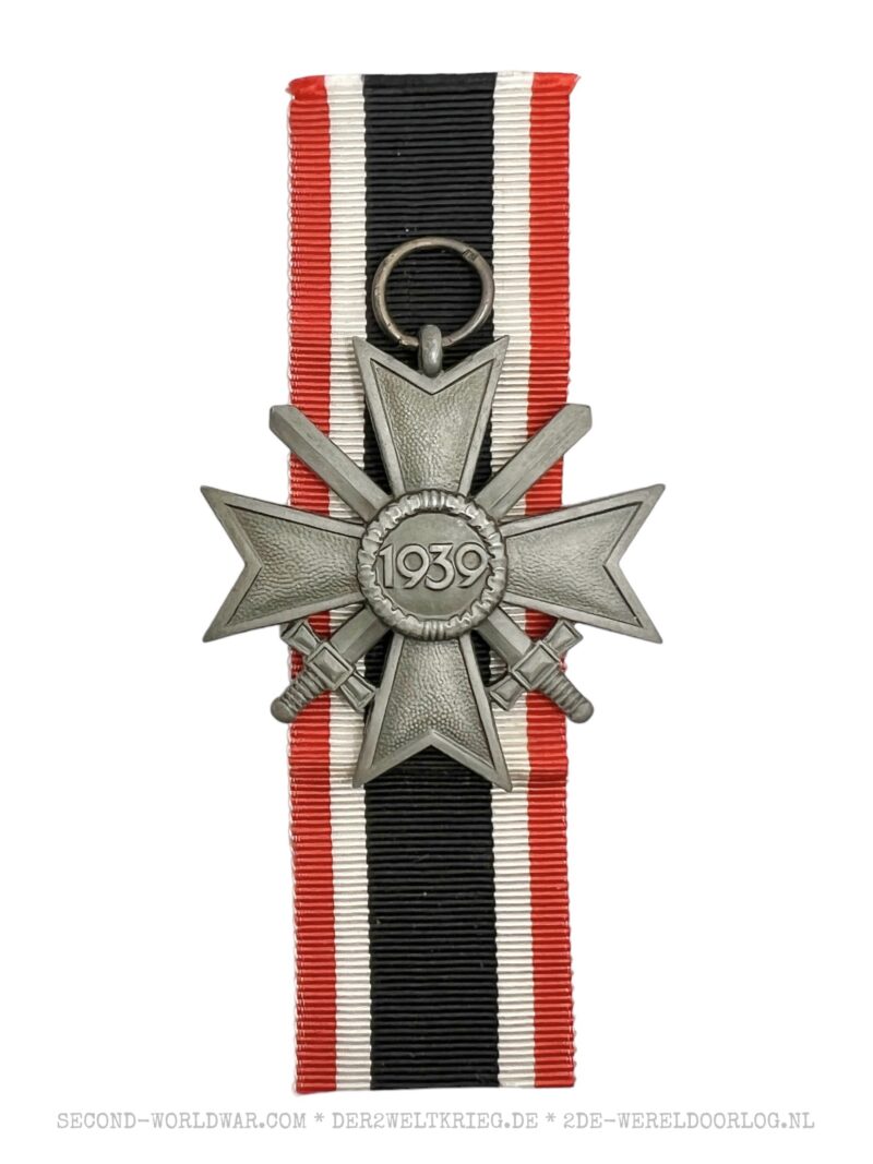 German War Merit Cross (Kriegsverdienstkreuz) 2nd class with swords zinc 10 - Image 2
