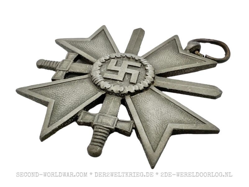 German War Merit Cross (Kriegsverdienstkreuz) 2nd class with swords zinc 10 - Image 3