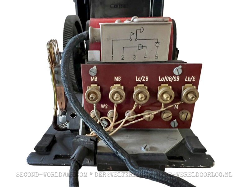 German desk phone (Tischfernsprecher 38) 1940 - Image 7