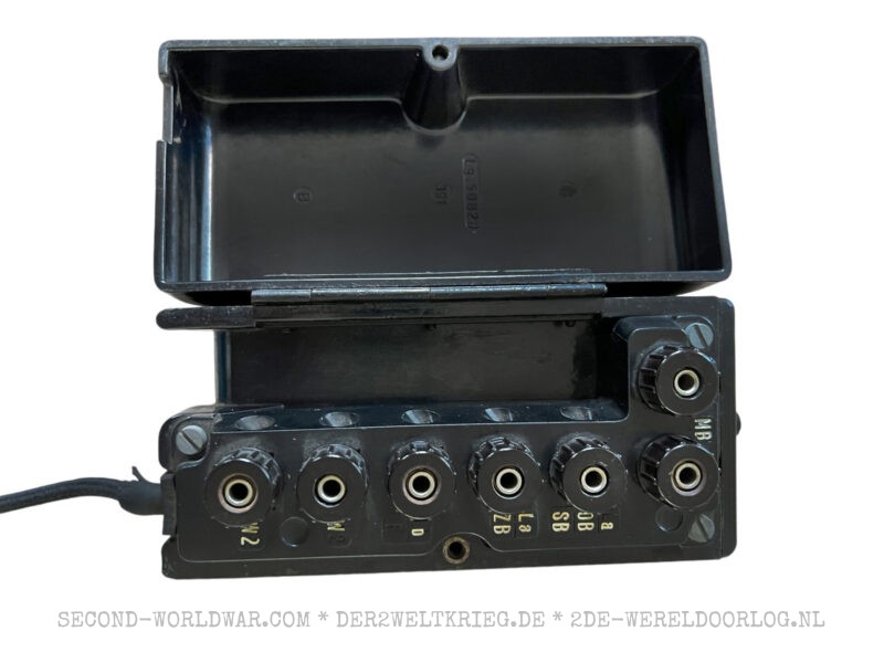 German desk phone (Tischfernsprecher 38) 1940 - Image 12