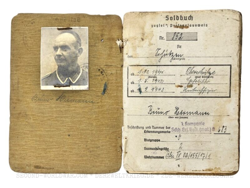Wehrmacht Soldbuch 1944 - Image 2
