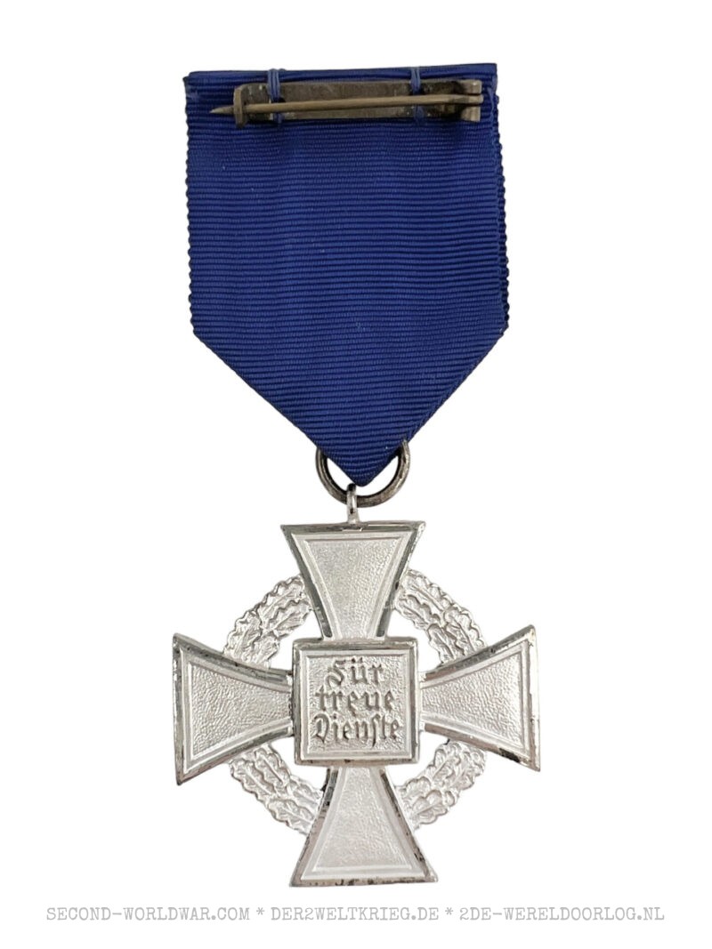 German Civil Service Faithful Service Medal (Treudienst-Ehrenzeichen) second class 25 years with case - Image 4