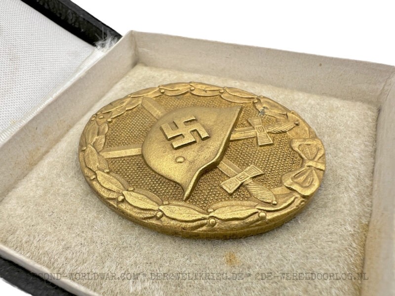 German Wound Badge gold 30 with Hauptmünzamt case - Image 4
