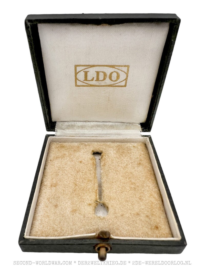 German Wound Badge gold 30 with LDO case - Image 6