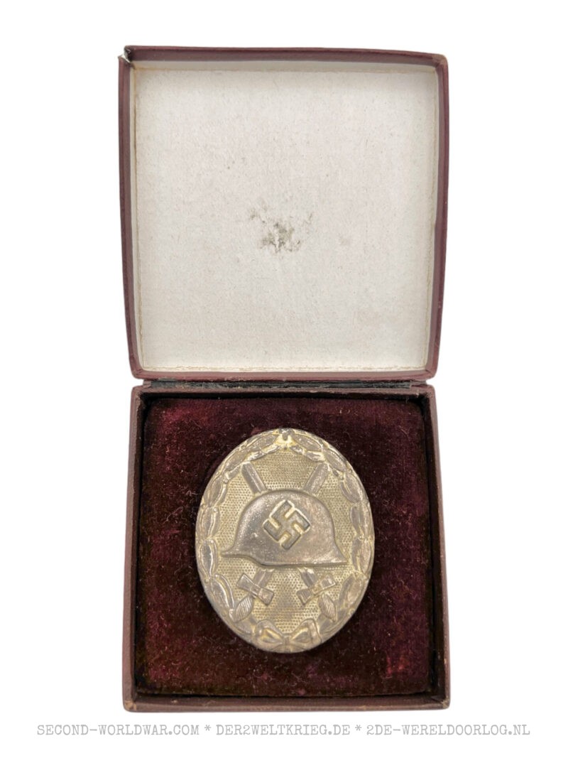 German Wound Badge silver 100 with case