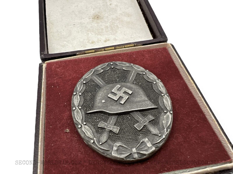 German Wound Badge silver 30 with case - Image 3