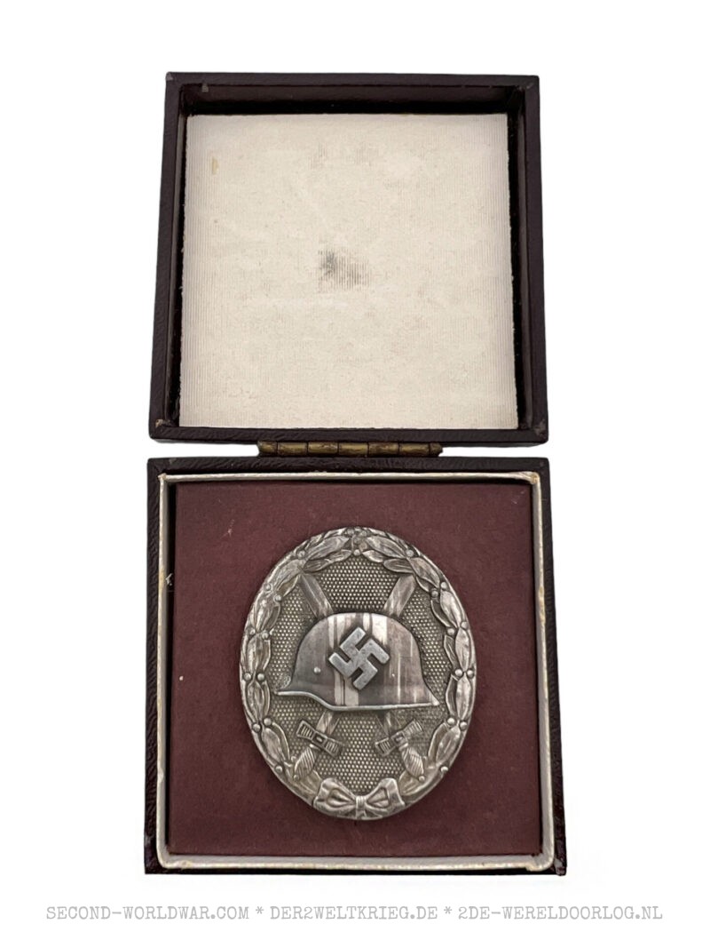 German Wound Badge silver 65 with case