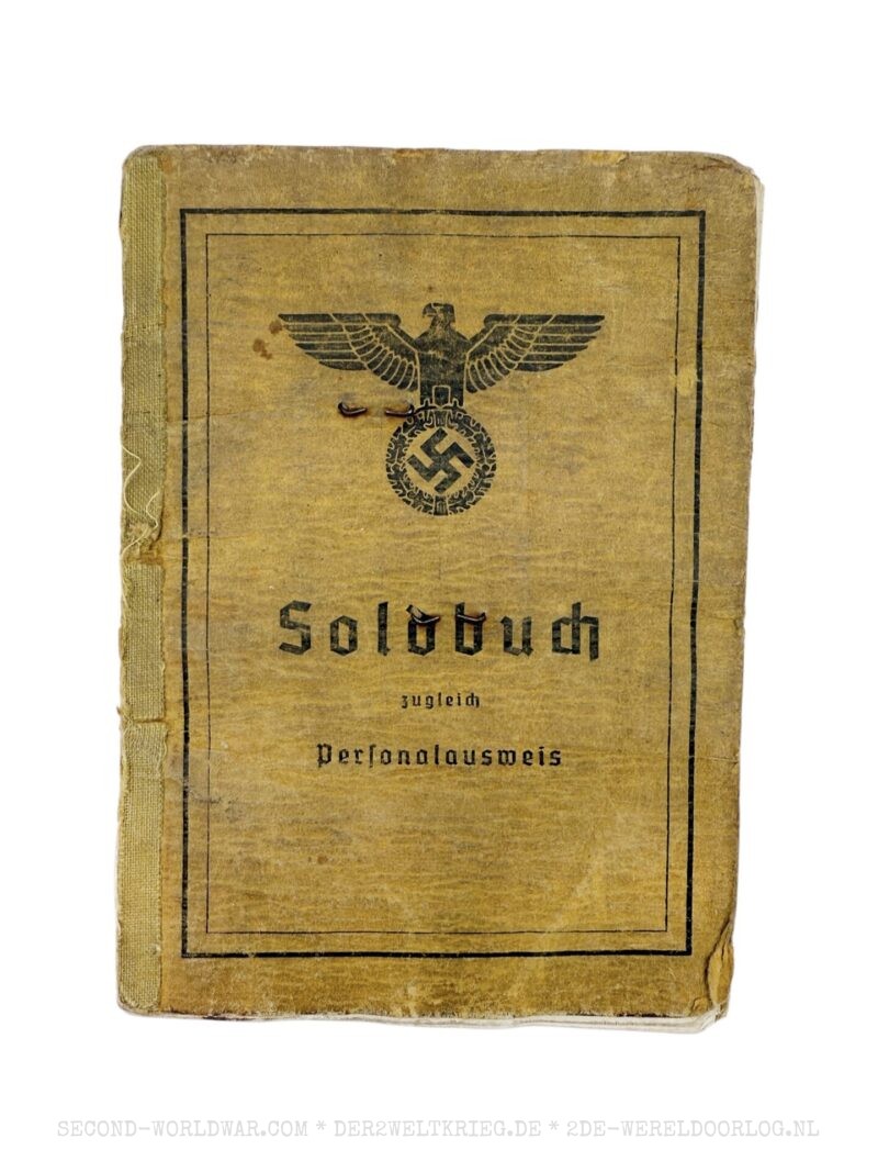 Wehrmacht Soldbuch Gunner 1944