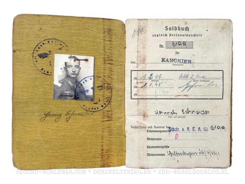 Wehrmacht Soldbuch Gunner 1944 - Image 2